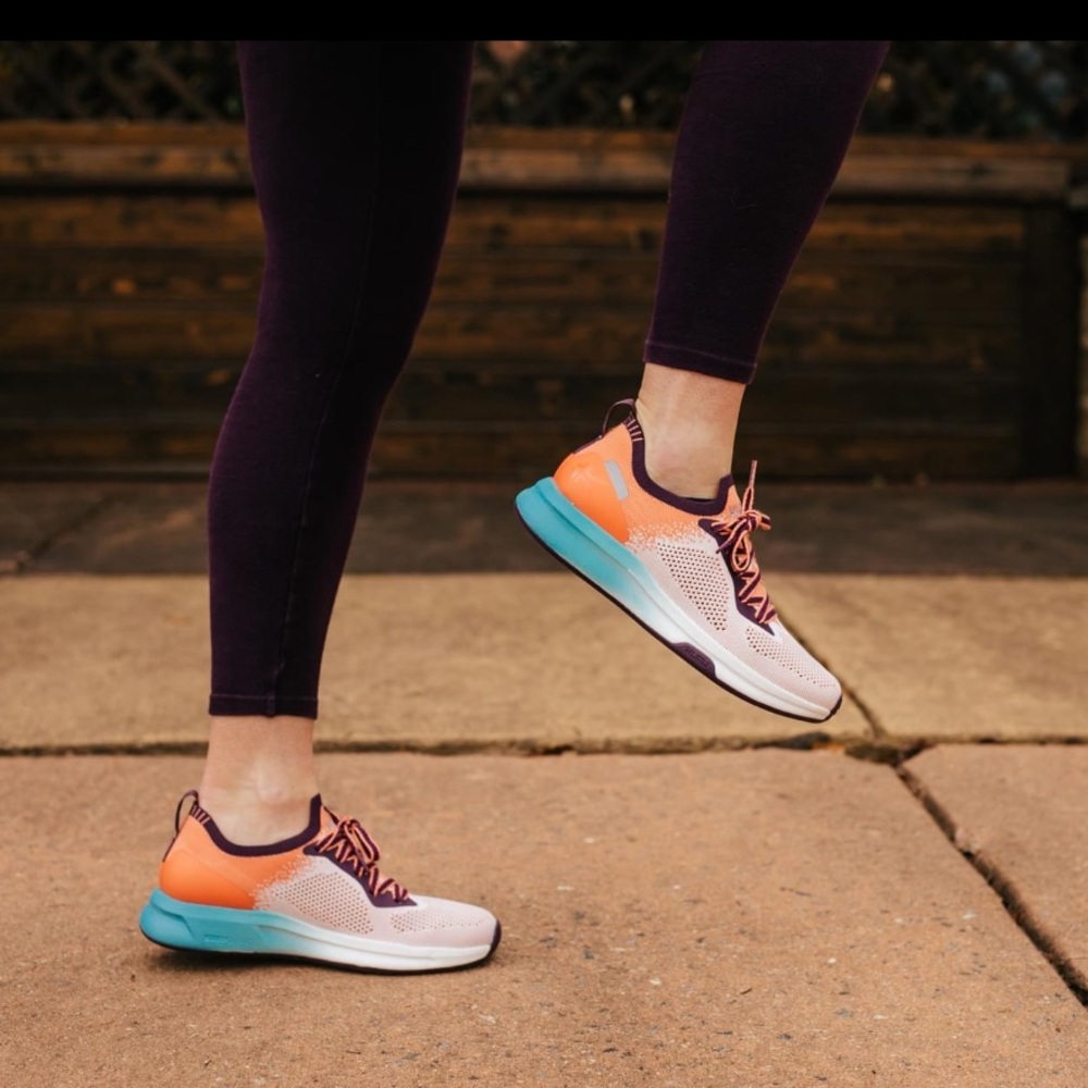 Kuru Flux lightest, highest performing Size 8 Gently worn